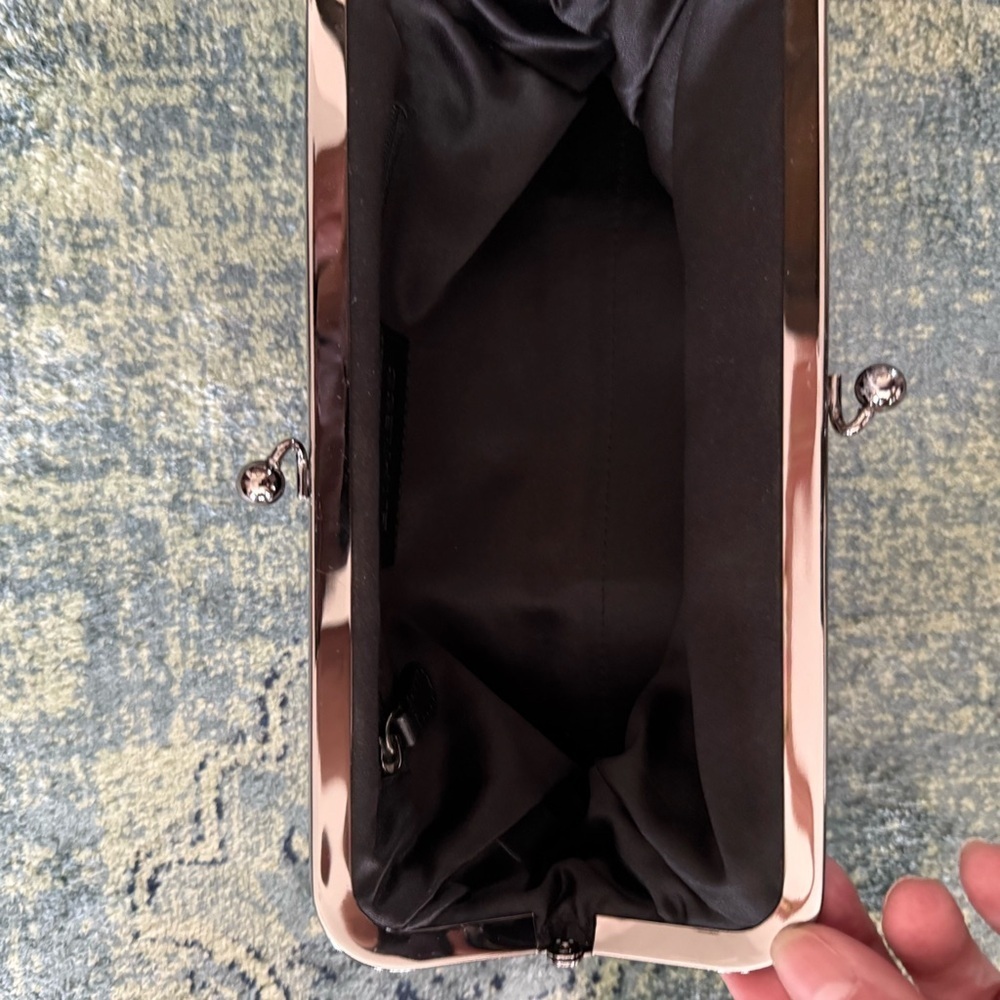 Express Clutch - Picture 3 of 4
